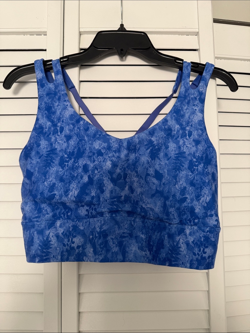 Blue Floral-Print Supportive Sports Bra with Crossback Straps